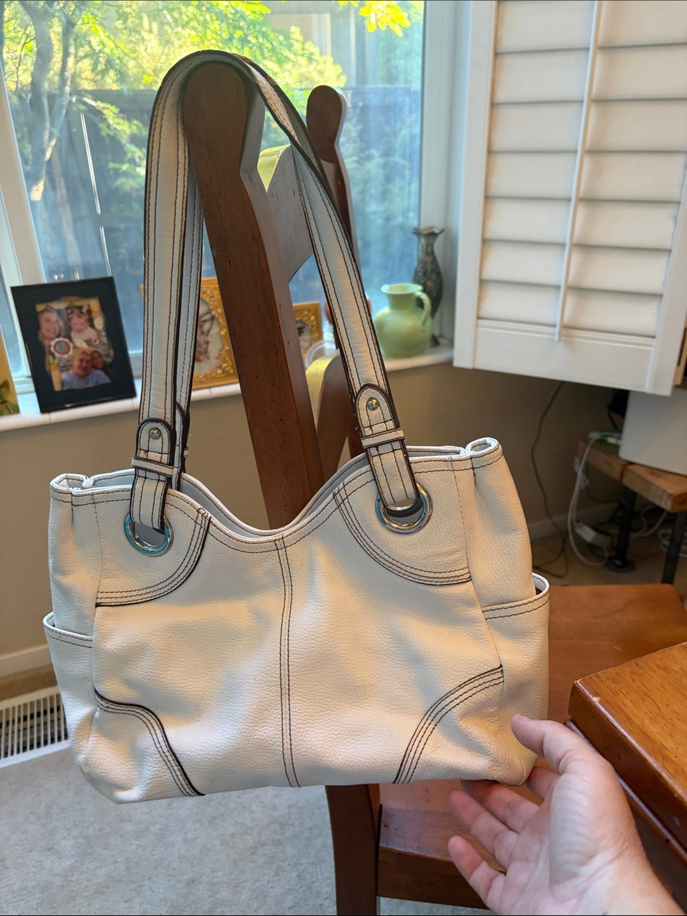 Tignanello Cream Leather Shoulder Bag with Dark Contrast Stitching